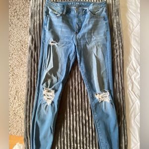 AMERICAN EAGLE DREAM JEAN!!! Blue high rise jeans size 12